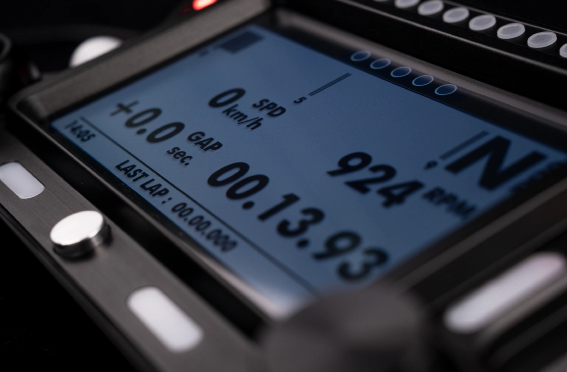Five-inch 854 x 480 IPS touchscreen on the Conspit CSD Lite